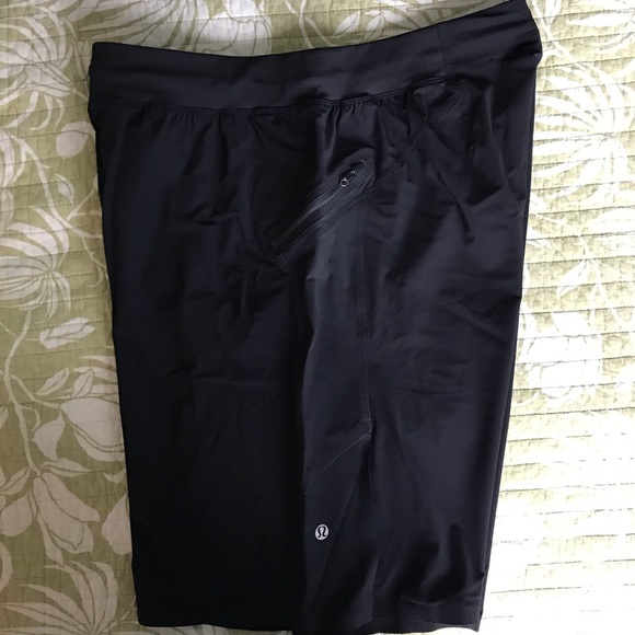 lululemon athletica Other - Lululemon Black Boardshorts